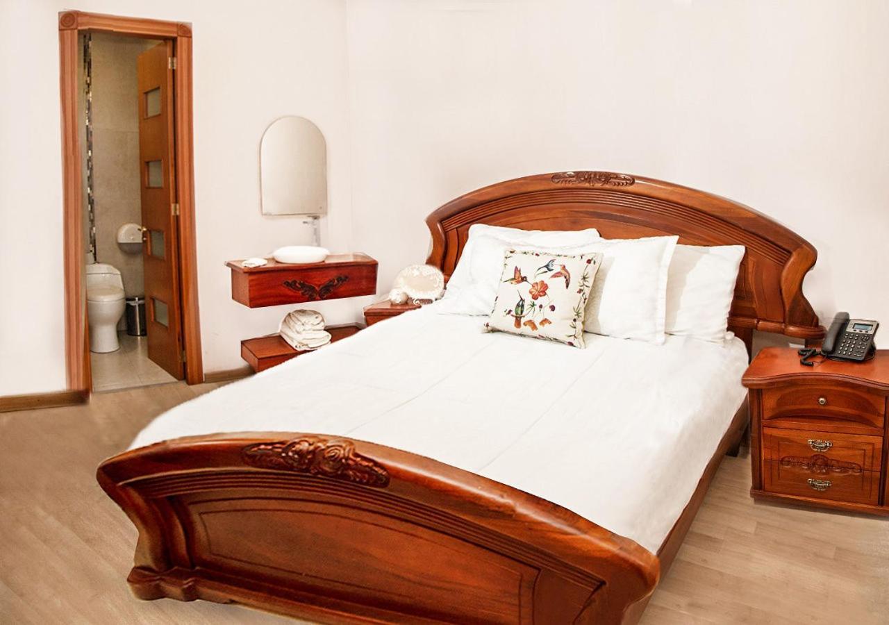 Hotel Boutique Casa Ruth En Cuenca Esterno foto
