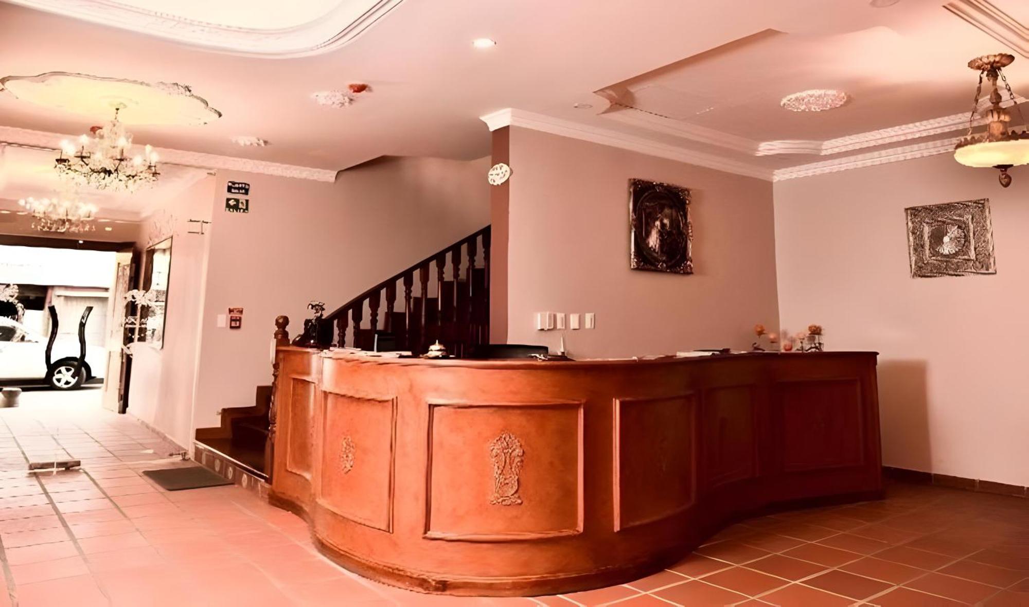 Hotel Boutique Casa Ruth En Cuenca Esterno foto