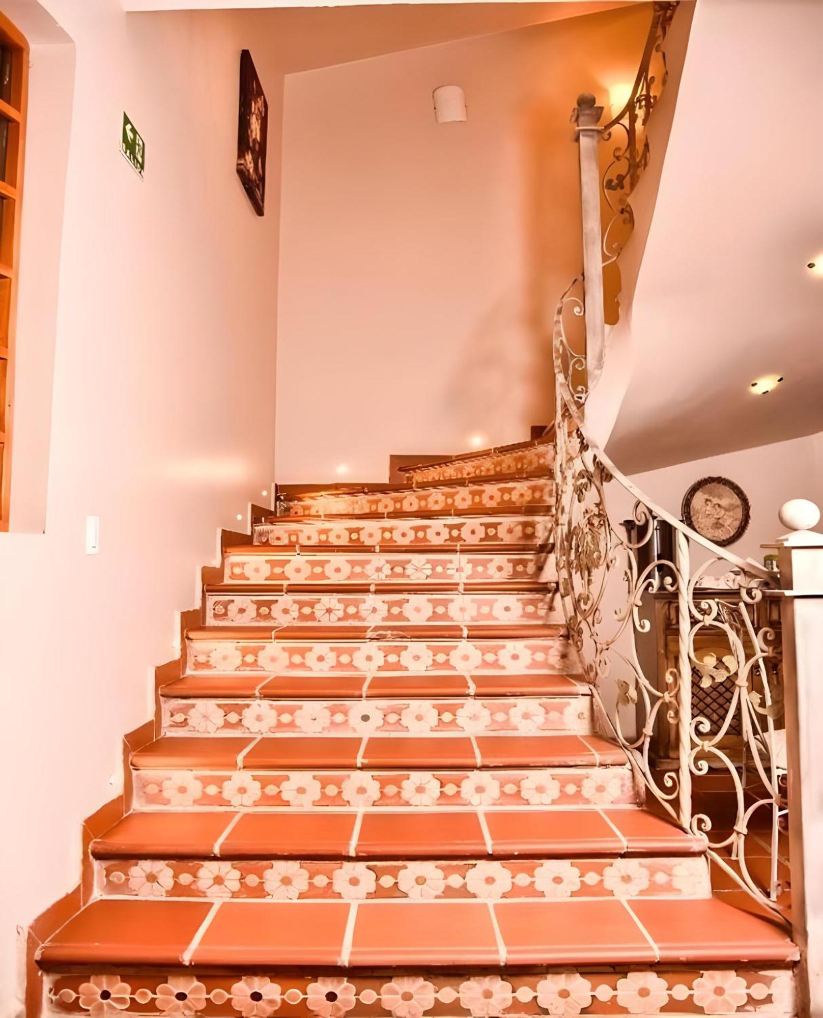 Hotel Boutique Casa Ruth En Cuenca Esterno foto
