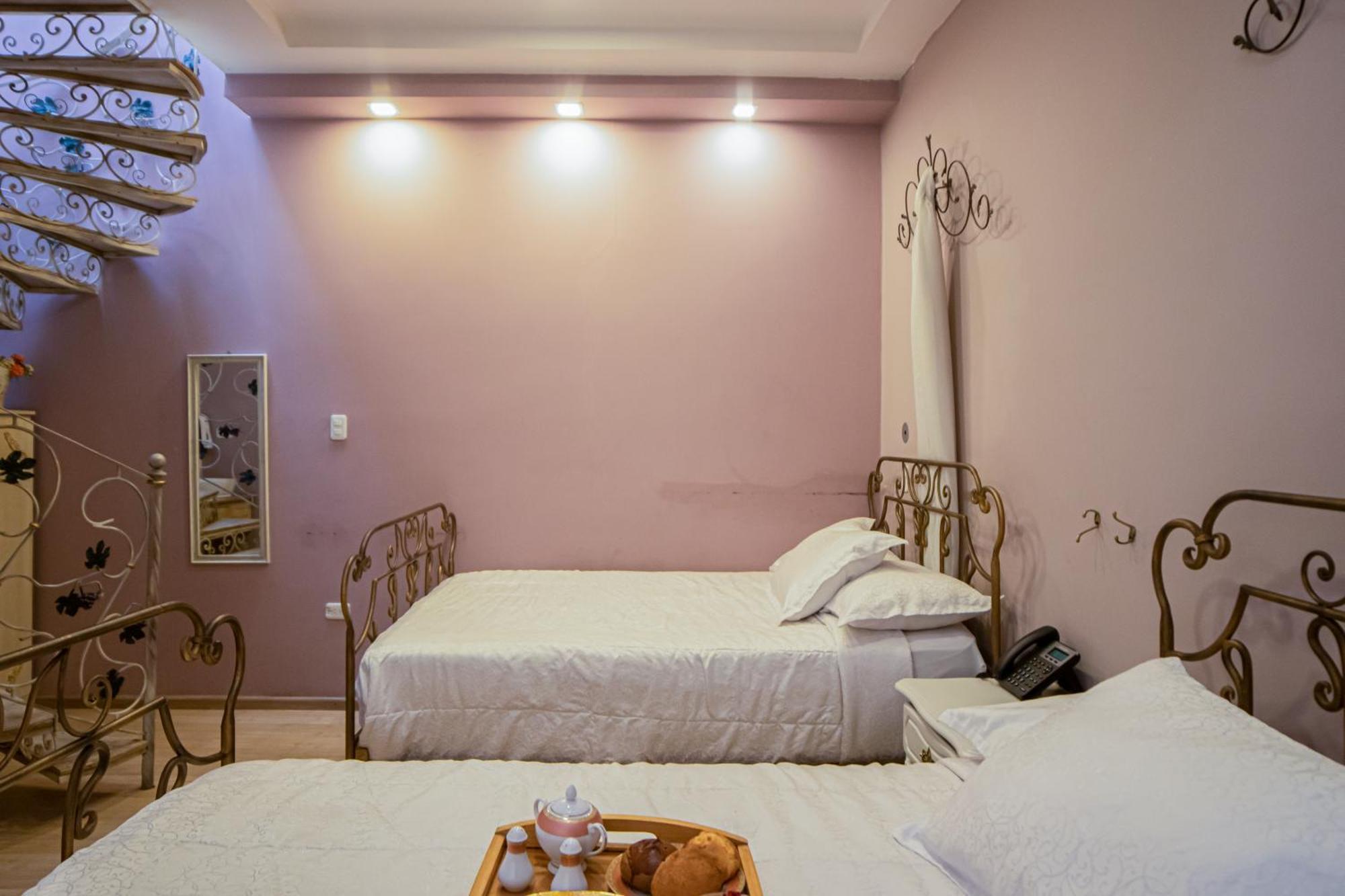 Hotel Boutique Casa Ruth En Cuenca Esterno foto